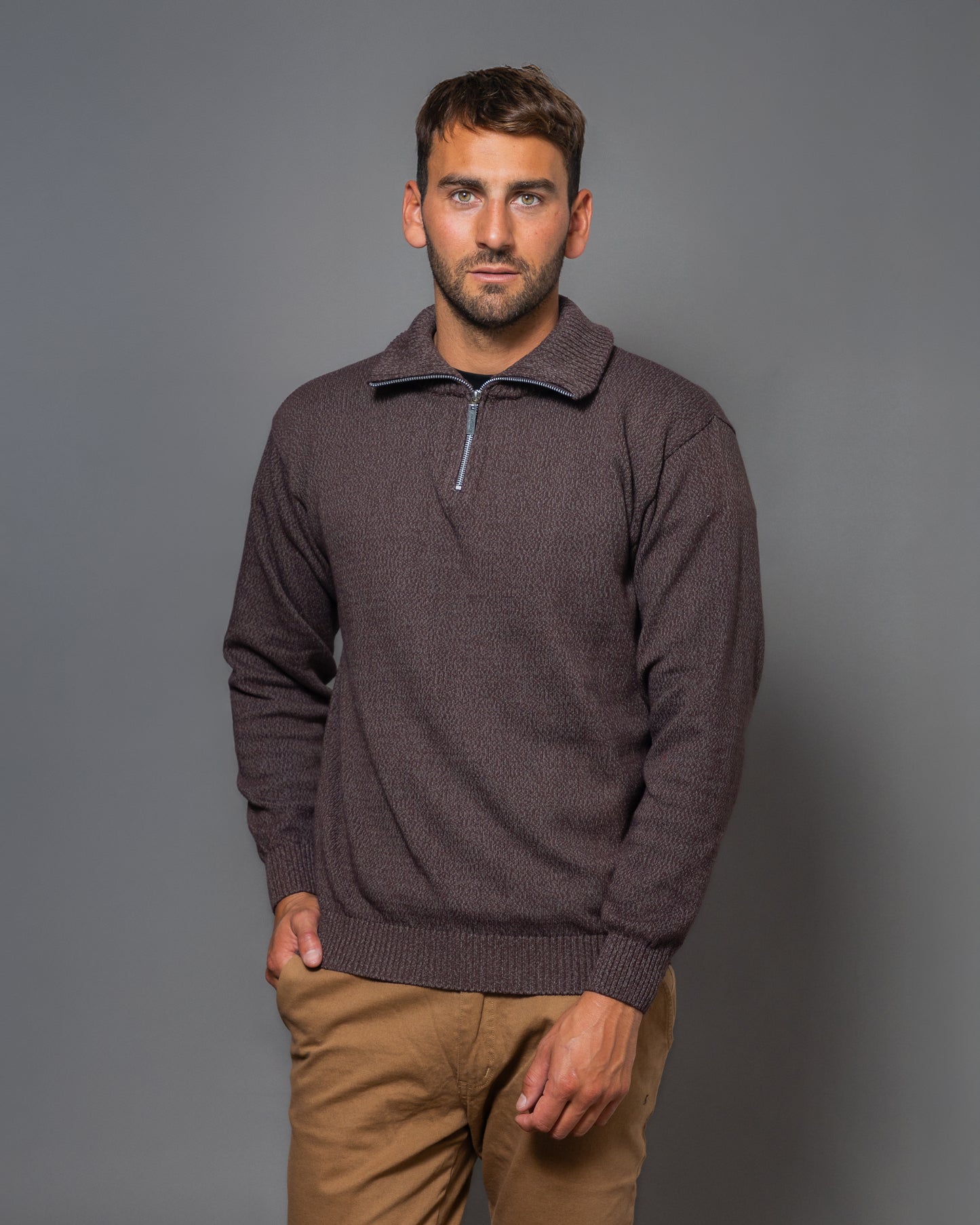POLERA CON CIERRE ALGODÓN CHOCOLATE - ART.4975