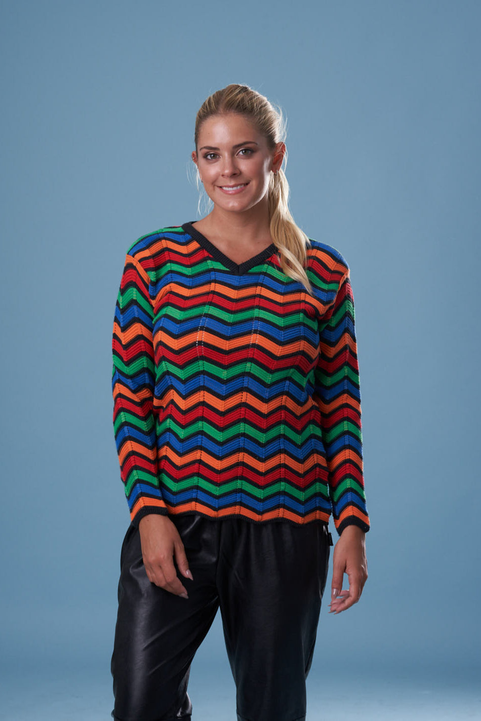 ESCOTE V ALGODÓN MULTICOLOR - ART.7970