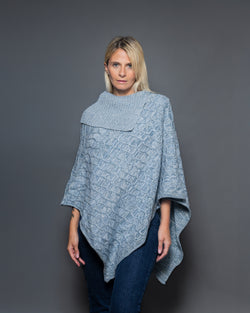 PONCHO LANA CELESTE CLARO - ART.7986