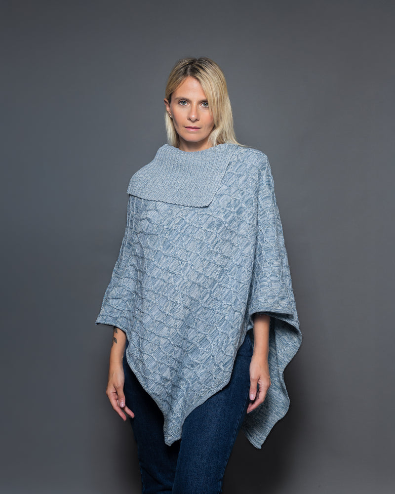 PONCHO LANA CELESTE CLARO - ART.7986